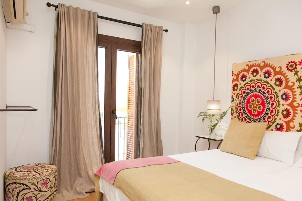 Modern & Nice Apartment. Old Town. Private Parking Seville Ngoại thất bức ảnh