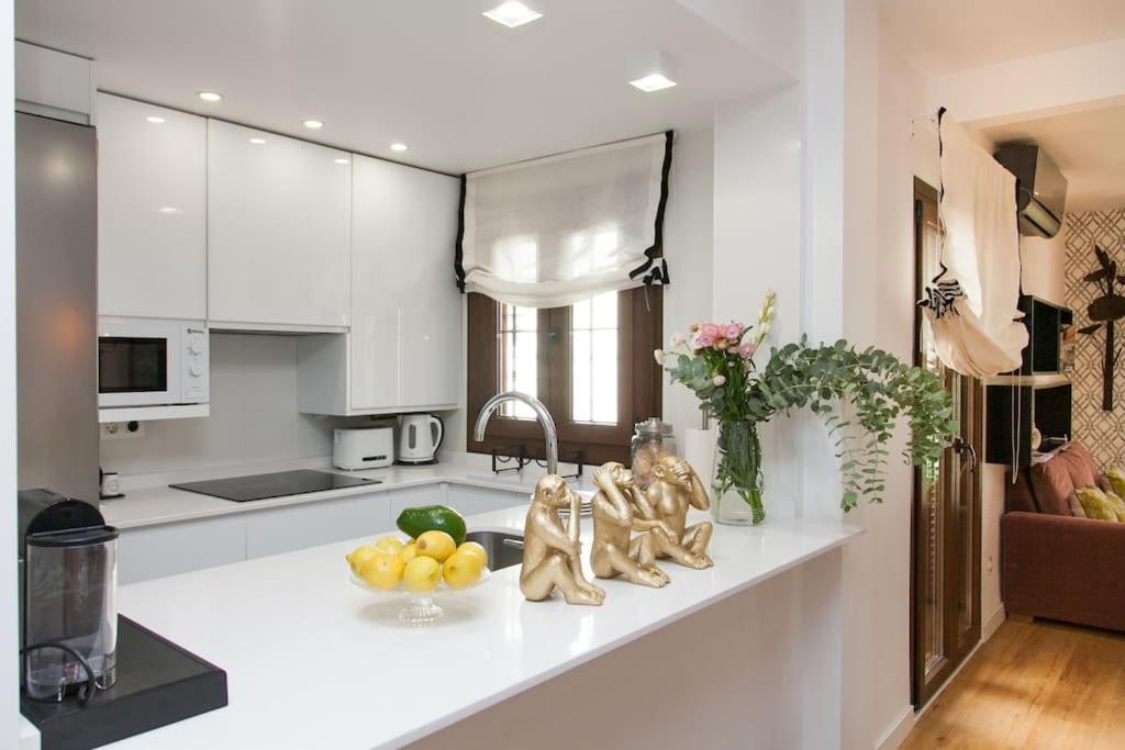 Modern & Nice Apartment. Old Town. Private Parking Seville Ngoại thất bức ảnh